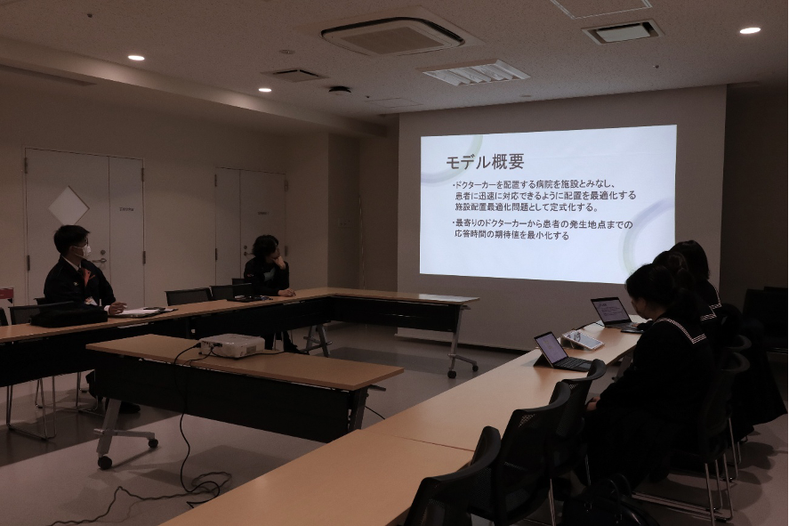 神戸大学医学部附属病院のドクターカー